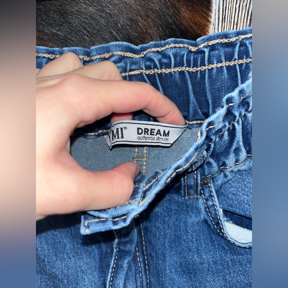 YMI Dream size small (size 2) straight leg distressed jeans in VGUC - Picture 6 of 7